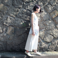 羊毛与花 人棉白色连衣裙 文艺圆领抽绳背心裙